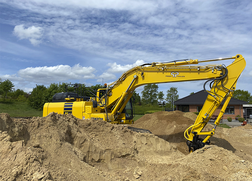 Vinderup-entreprenørfirmaet har en velpolstret ordrebog for resten af året. Komatsu-gravemaskinen har overtaget en del af gravearbejdet fra firmaets rendegravere og sikrer mulighed for at komme mere i dybden.