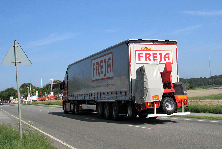 De tre nye truck er allerede sat i arbejde på virksomhedens svenske trafikker til og fra Jylland/Fyn.