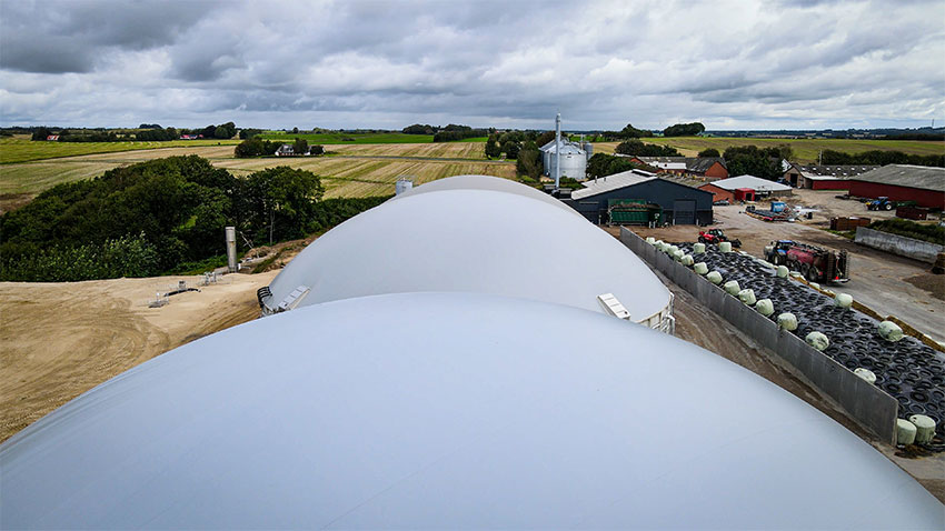 På Hærup Biogas produceres der i omegnen af 8.000 kubikmeter biogas om dagen, og henimod vinter nærmer produktionen sig 13.000 kubikmeter, og anlægget vil muligvis blive skaleret op i den kommende tid, da det lokale biogasanlæg har fået lov til at udvide mere.